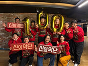 Park Si-hoo’s ‘God’s Band’ Surpasses 1 Million Viewers, Completing a Miraculous Box Office Sleeper Hit